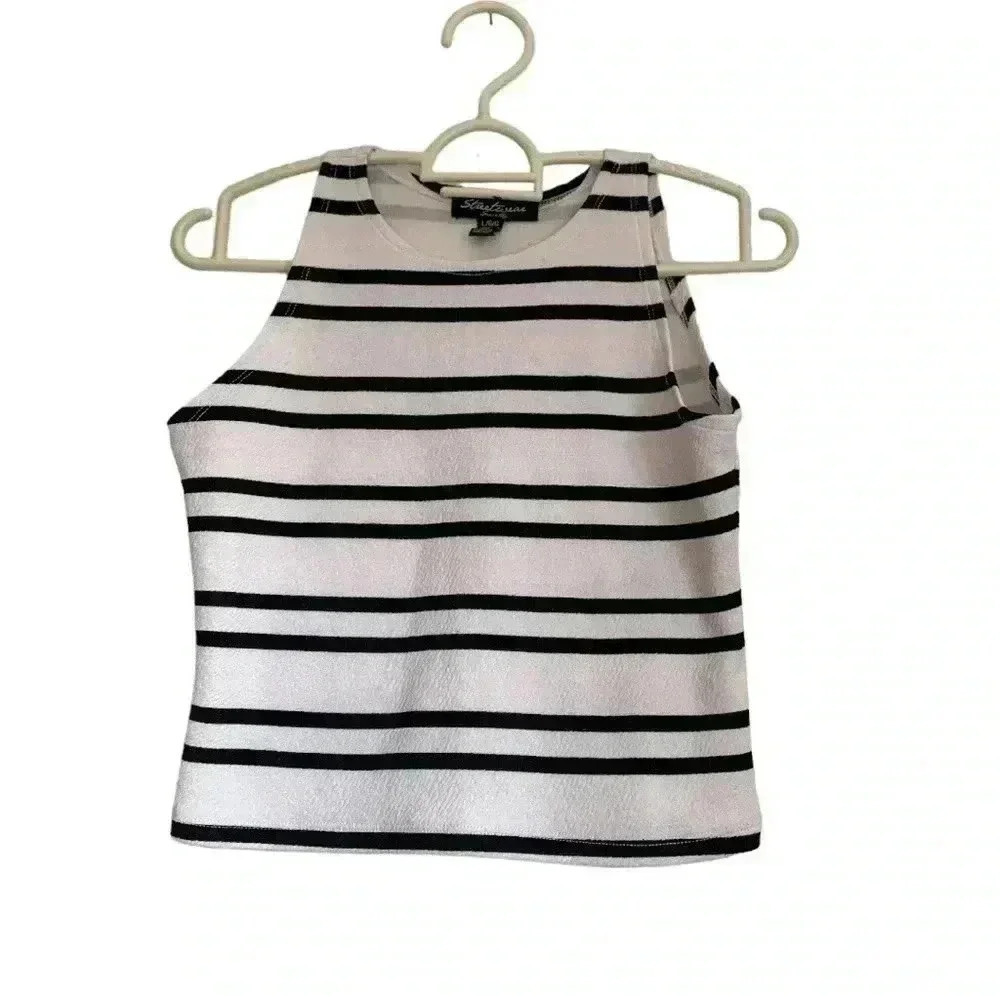 Streetwear Society  soft crop top, looks like a crepe knit